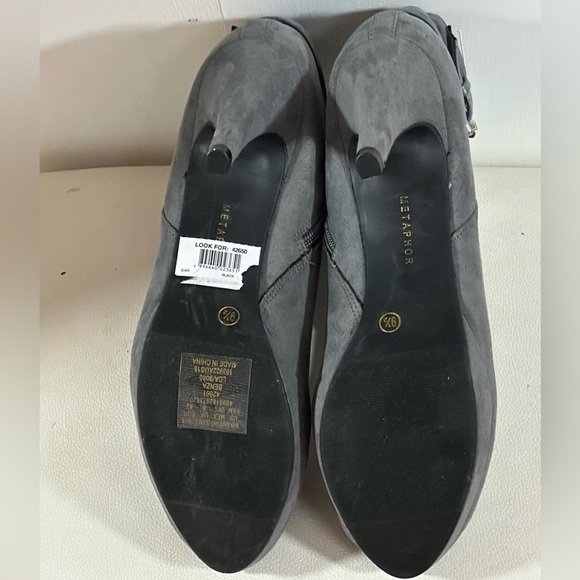 Metaphor Charcoal Gray Suede Heeled Boots - Picture 4 of 4